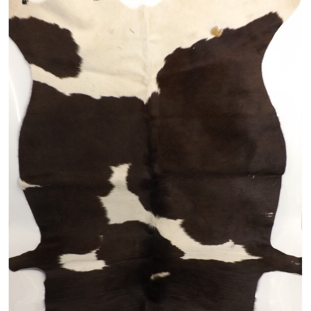 Safavieh Cow Hide Rug Collection COH211B-5 Brown/White - 27-32 sqft - Picture 2 of 16